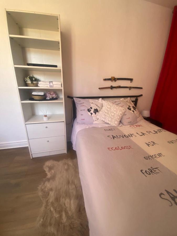 Salle Calme Libourne Exteriör bild